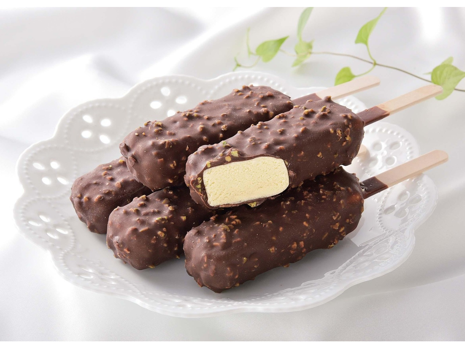 明治 ピスタチオチョコレートアイスバー 1箱（47ml×5本入